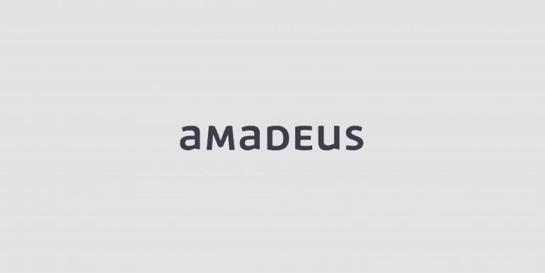 Amadeus Off Black